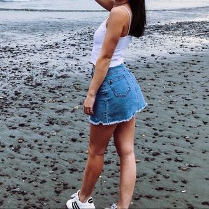 BRANDY MELVILLE DENIM SKIRT